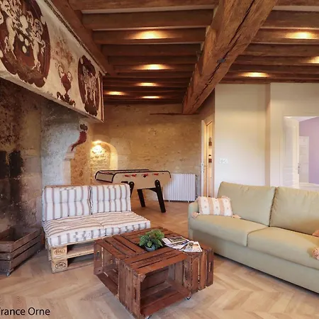 Manoir Percheron Independant Avec Jardin Et Babyfoot - Fr-1-497-243 Feriehus