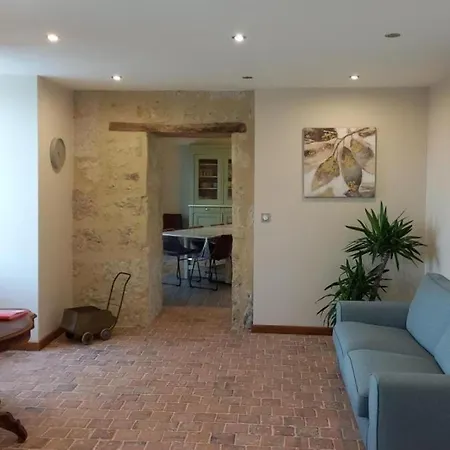 Semesterbostad Manoir Percheron Independant Avec Jardin Et Babyfoot - Fr-1-497-243 La Mesniere